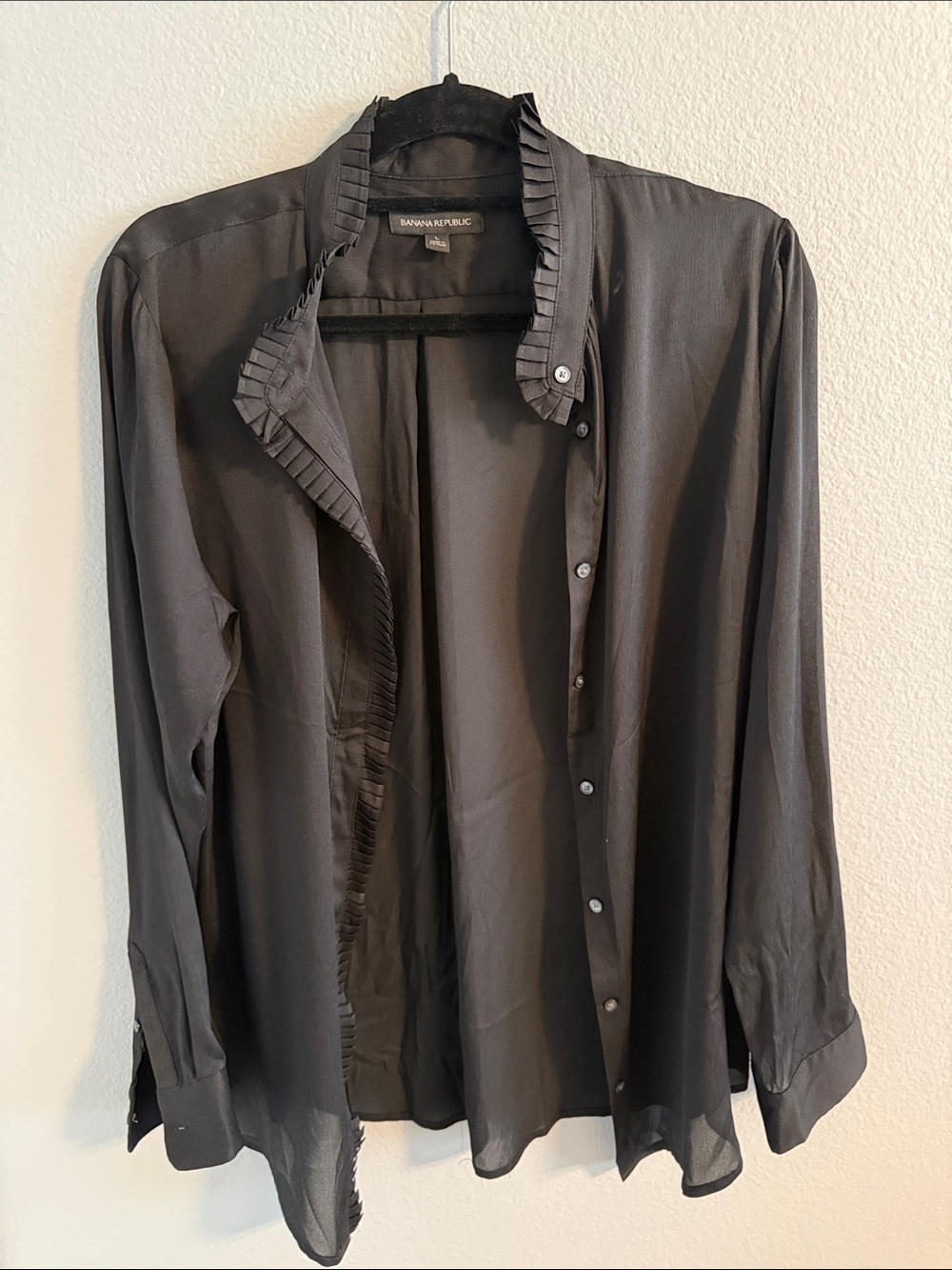 Banana Republic Black Pleated Collar Button-Down Blouse